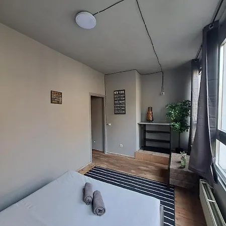The Green Retromodern Duplex Antwerp